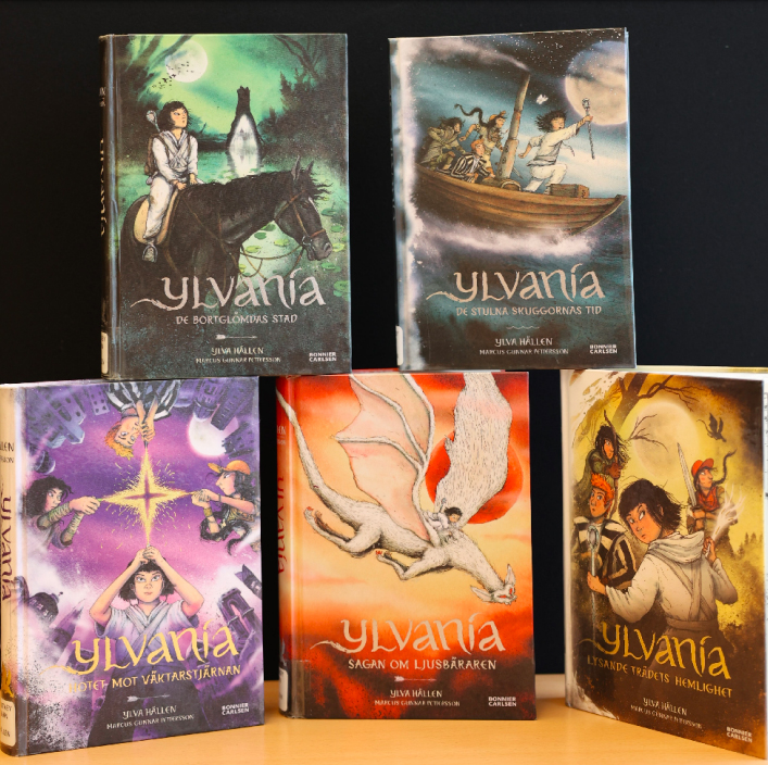De fem böckerna i serien Ylvania.